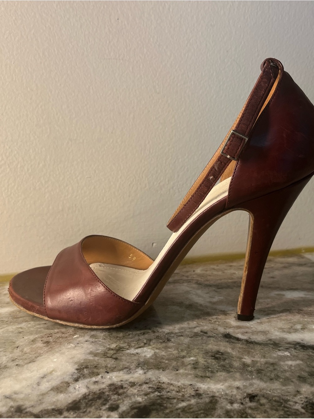 Maison Martin Margiela Dark Brown Fine Leather Heels Ankle Strap Size 39 XL Cond
